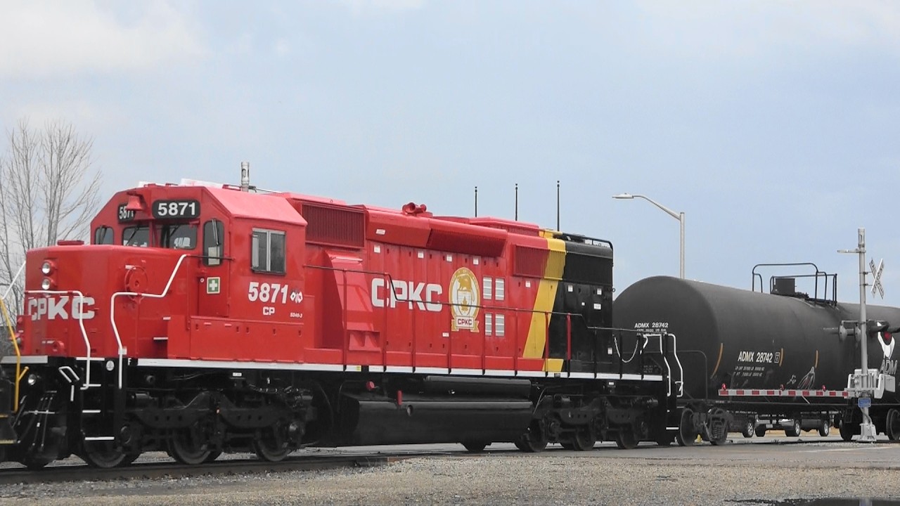 IAIS 705 w/ CP SD40-2 In Fresh Paint! March 6th, 2026
