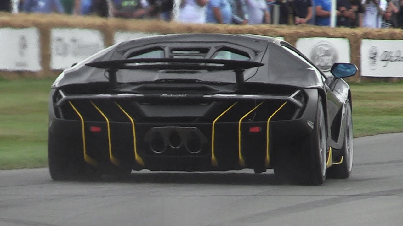 Best of "Supercar Run" at Goodwood FoS 2017 - Centenario, Chiron, 720S, 991 GT2 RS, P1 LM...
