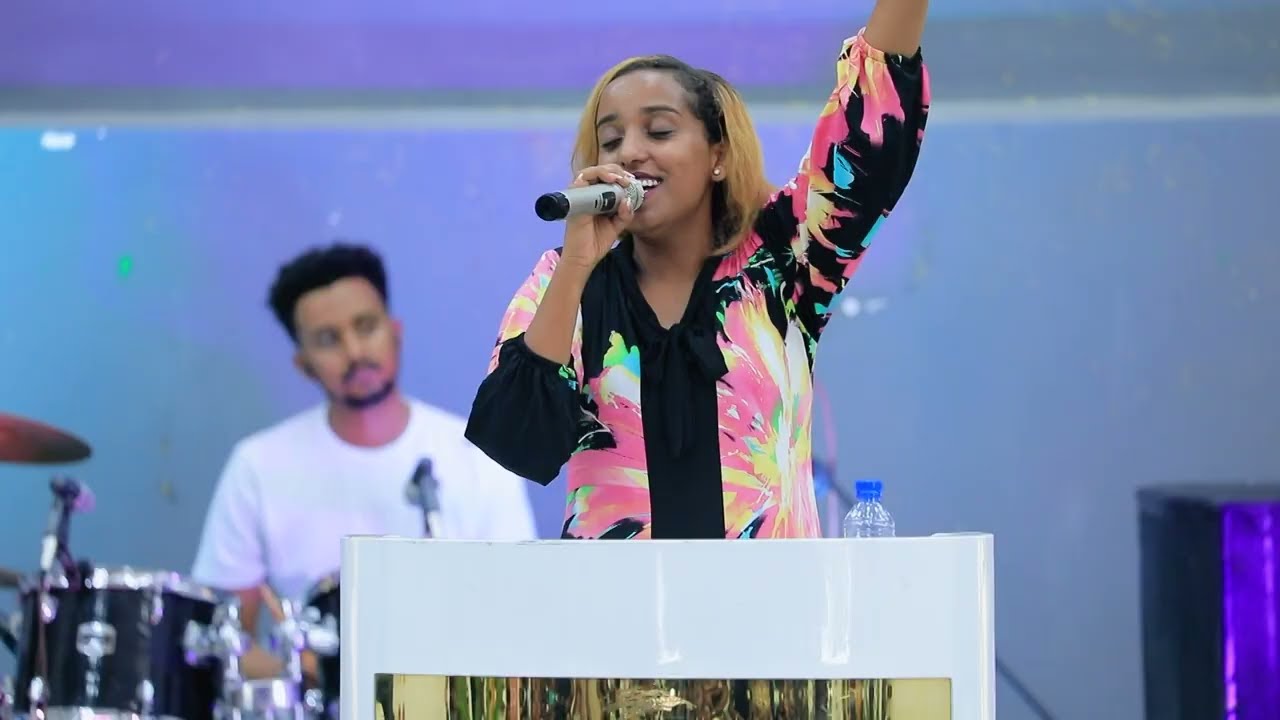 ያለ ልክ ያለ ገደብ ከፍ ከፍ ያልው ዘማሪት ቃልኪዳን|| Prophet Suraphel Demissie  || PRESENCE #GospelMission