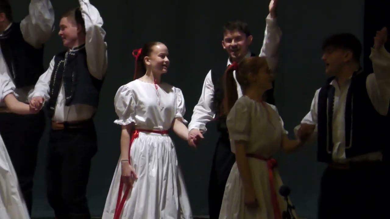 ŽDÁNICE-FOLKLORNÍ VEČER-folklorní spolky ze Ždánic (taneční soubor Ždáničan)