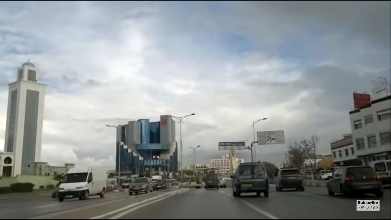 Driving in Oran Algérie 2014 12 03 وهران الجزائر