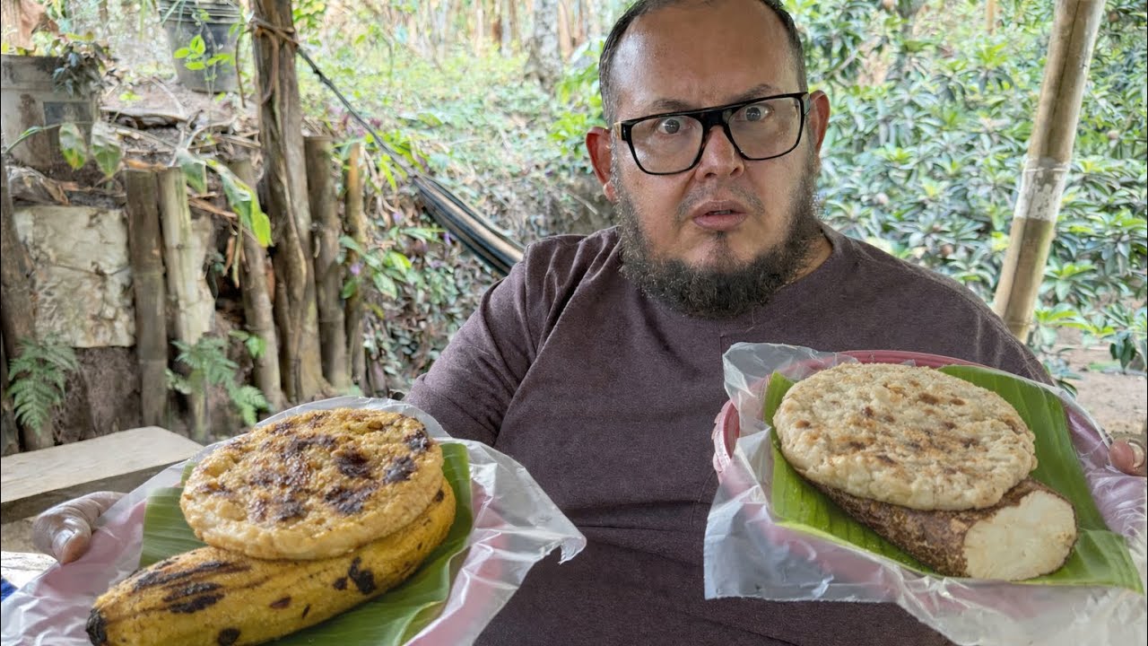 Esto NO Son Pupusas Normales… ¡Mirá De Qué Las Hicieron!
