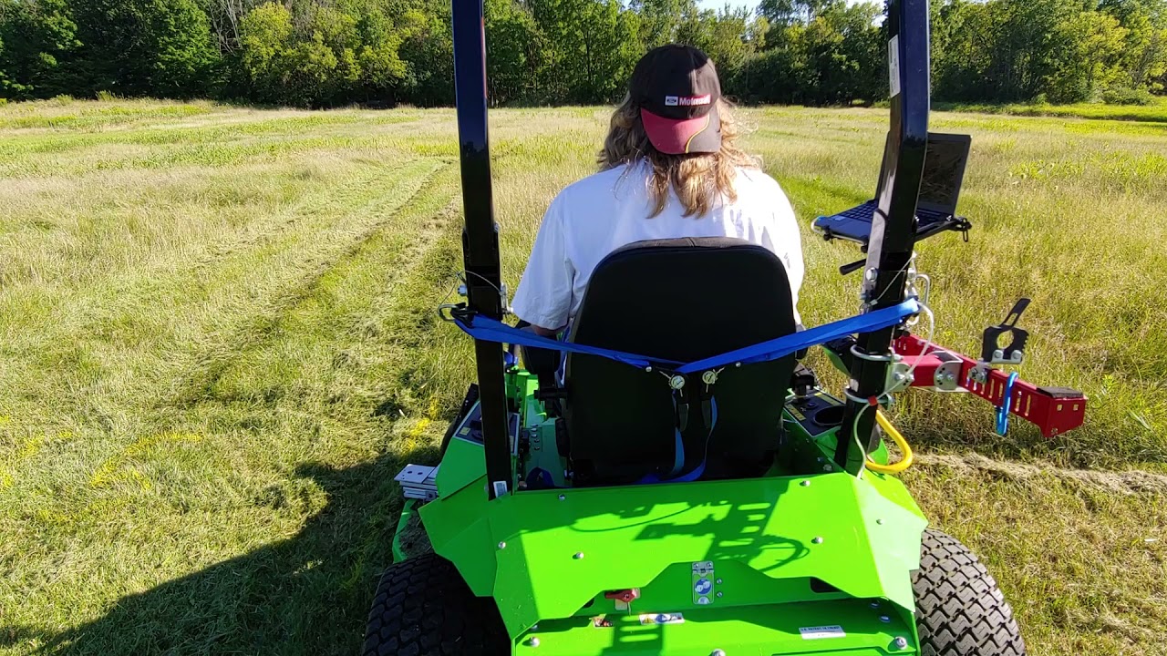 Mean Green Mower reviewing the Finisha and X-Treme Kavli  Blades