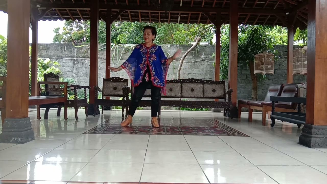 Baby Blue 2024 - Line dance -.Choreo : Marchy Susilani.(INA). May 2024