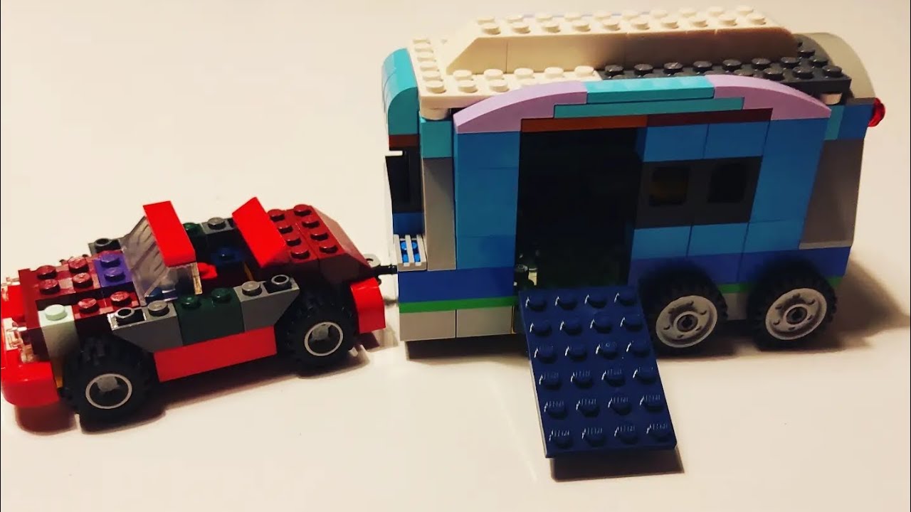 Lego Camper by Moe Brickman (Lego Classic 10696)