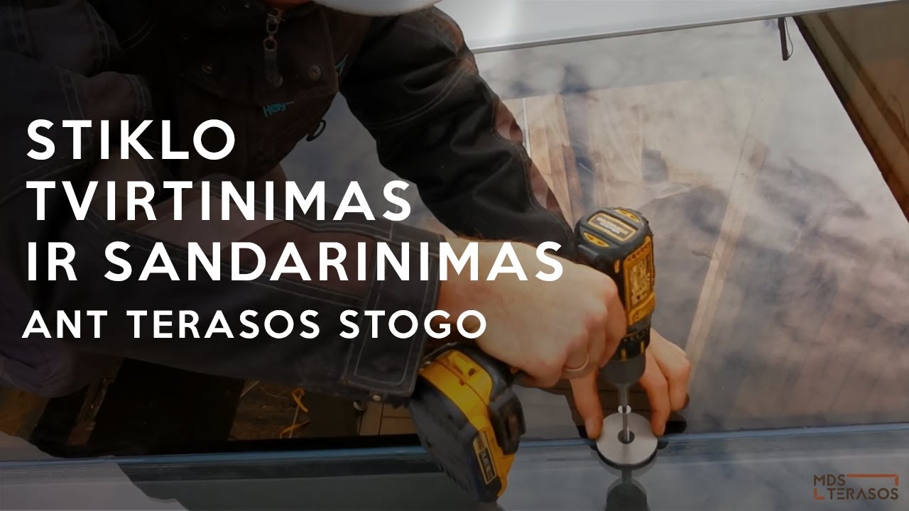 Stiklo lakštų tvirtinimas ir sandarinimas ant Terasos Stogo | Stoginės statyba
