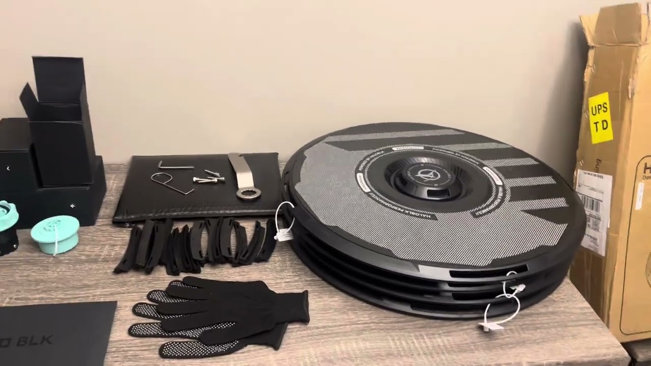 HALOBLK - Halodisc 2 Wheel Covers - H Industry - for Tesla Model 3 - Unboxing