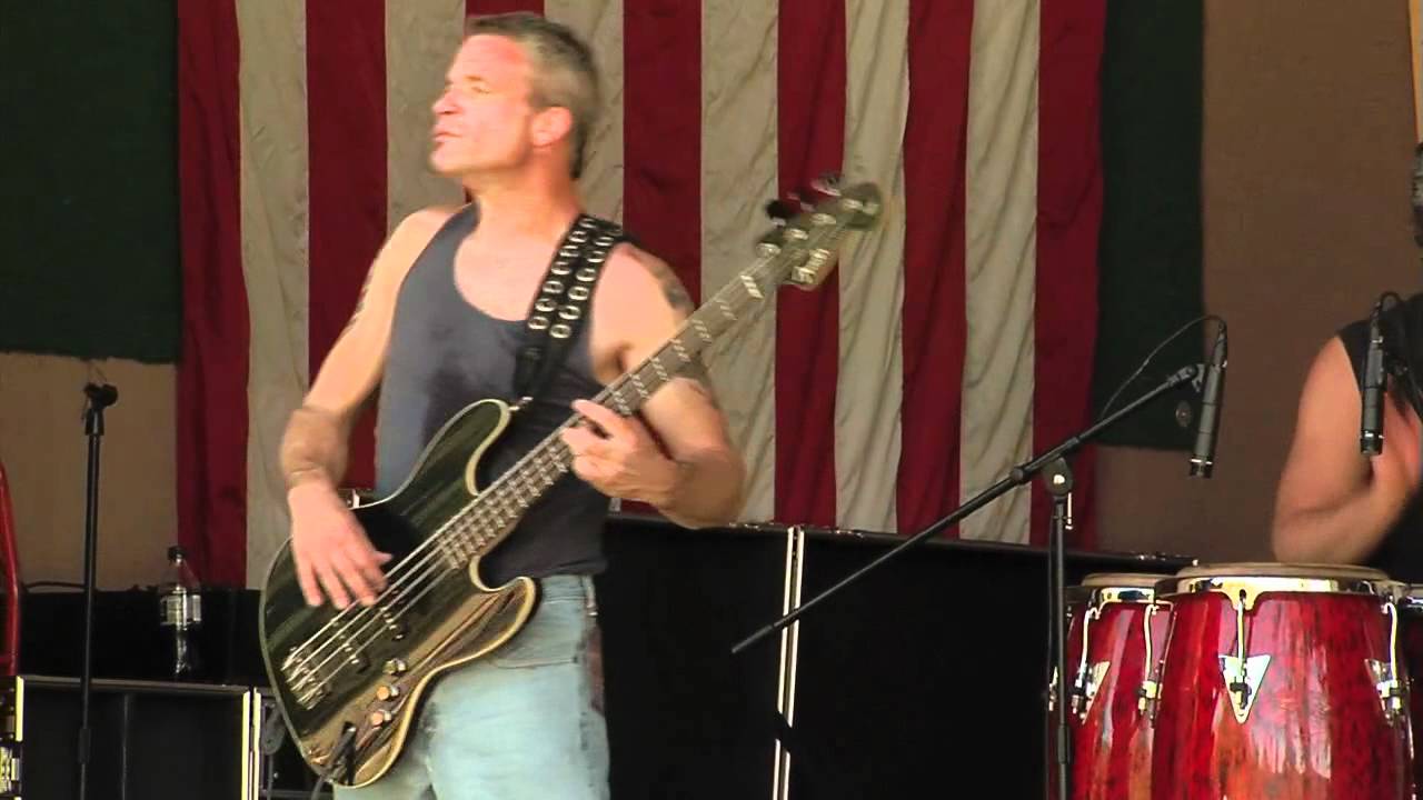 Off the Hook Band performs 