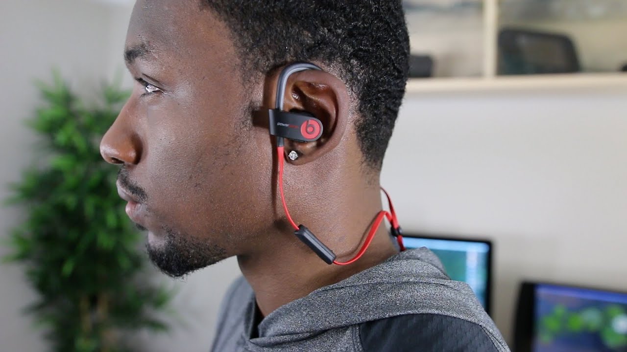 PowerBeats 2 Wireless Review + Giveaway!