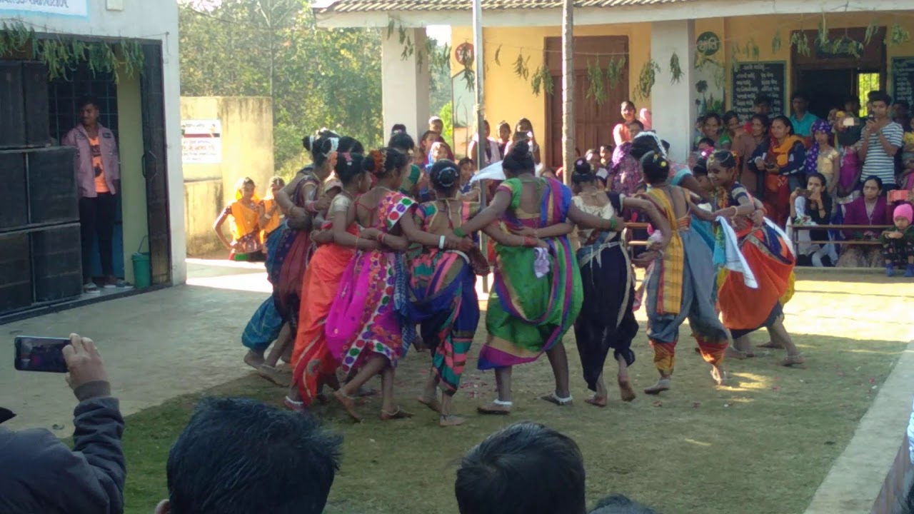 Adivasi nrutiya at upsal