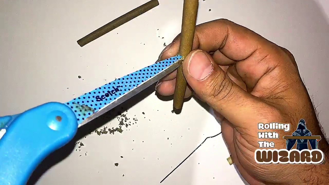 How to roll a T Blunt using ZigZag Blunt Wraps