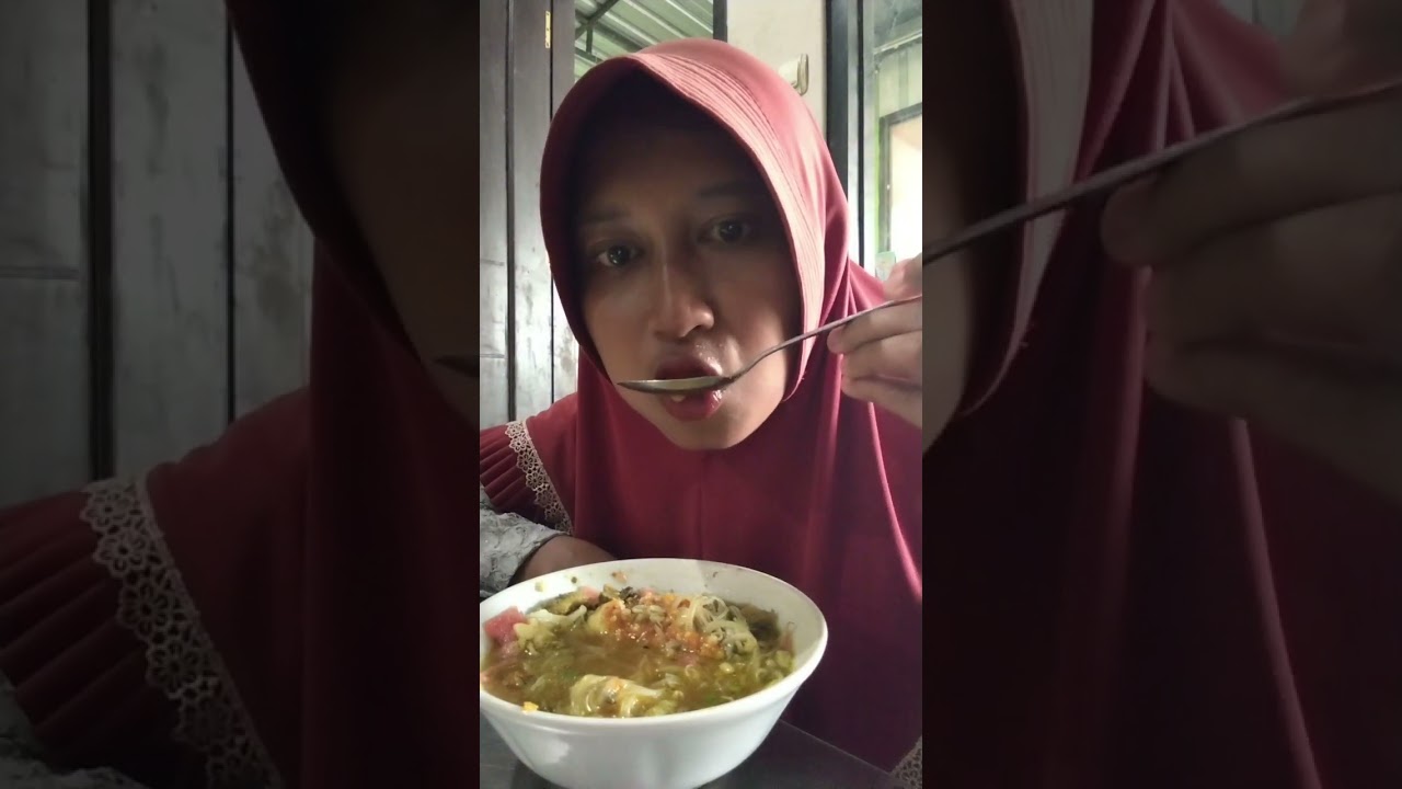 Bali kang Cilacap mampir meng warung soto babat kubangkakung 🤤
