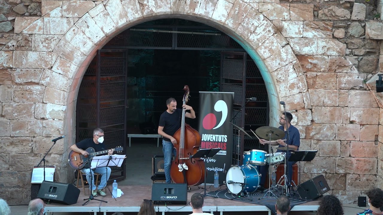 PERE ARGUIMBAU TRIO - SA CASETA