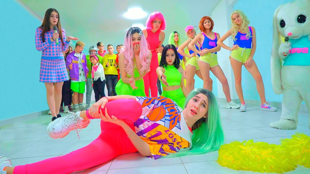 CHEERLEADERS: Ki a szebb? Bunny 🐰 vs Frogs 🐸 A di&aacute;kok v&aacute;lasztanak 🔥👯&zwj;♀️