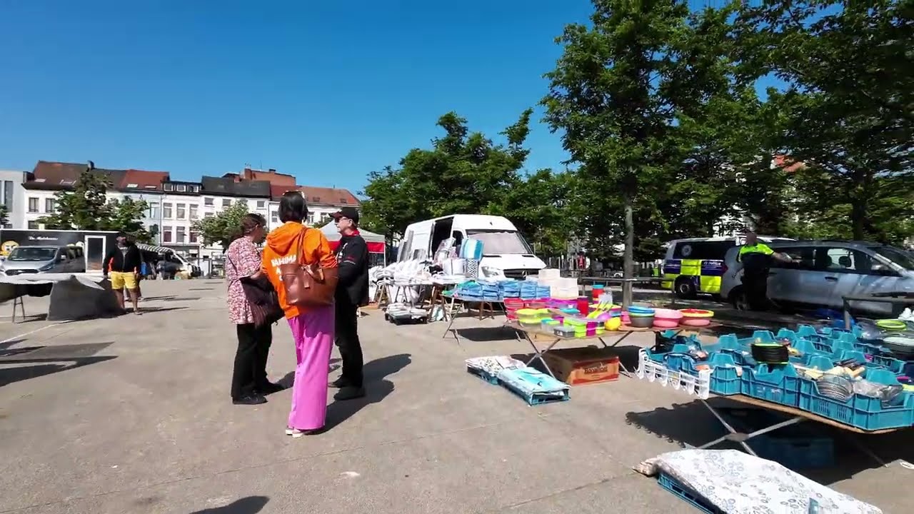 Vrijdagmarkt in Antwerpen Sint Jansplein