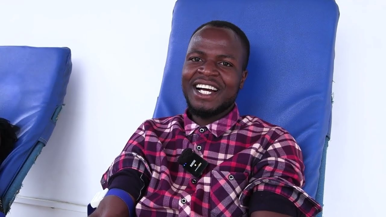 WAUMINI KANISA LA MBEYA KATI WACHANGIA DAMU SALAMA KATIKA IBADA YA SHUKURANI 2025