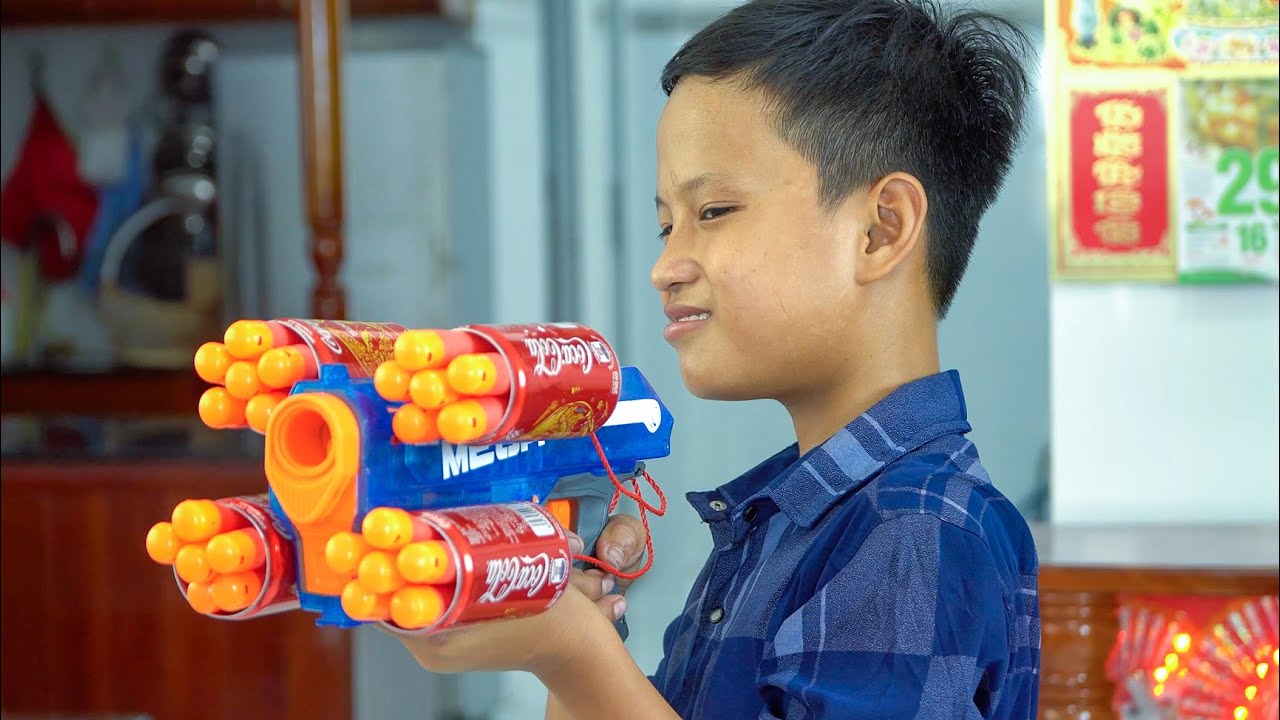 NERF WAR COCA COLA GUN BATTLE EDITION