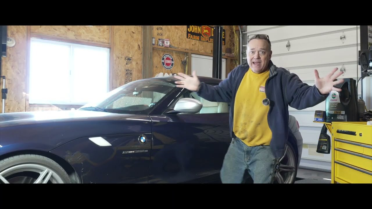 2012 BMW Z4 3.5is Oil Change and Tire Inspection