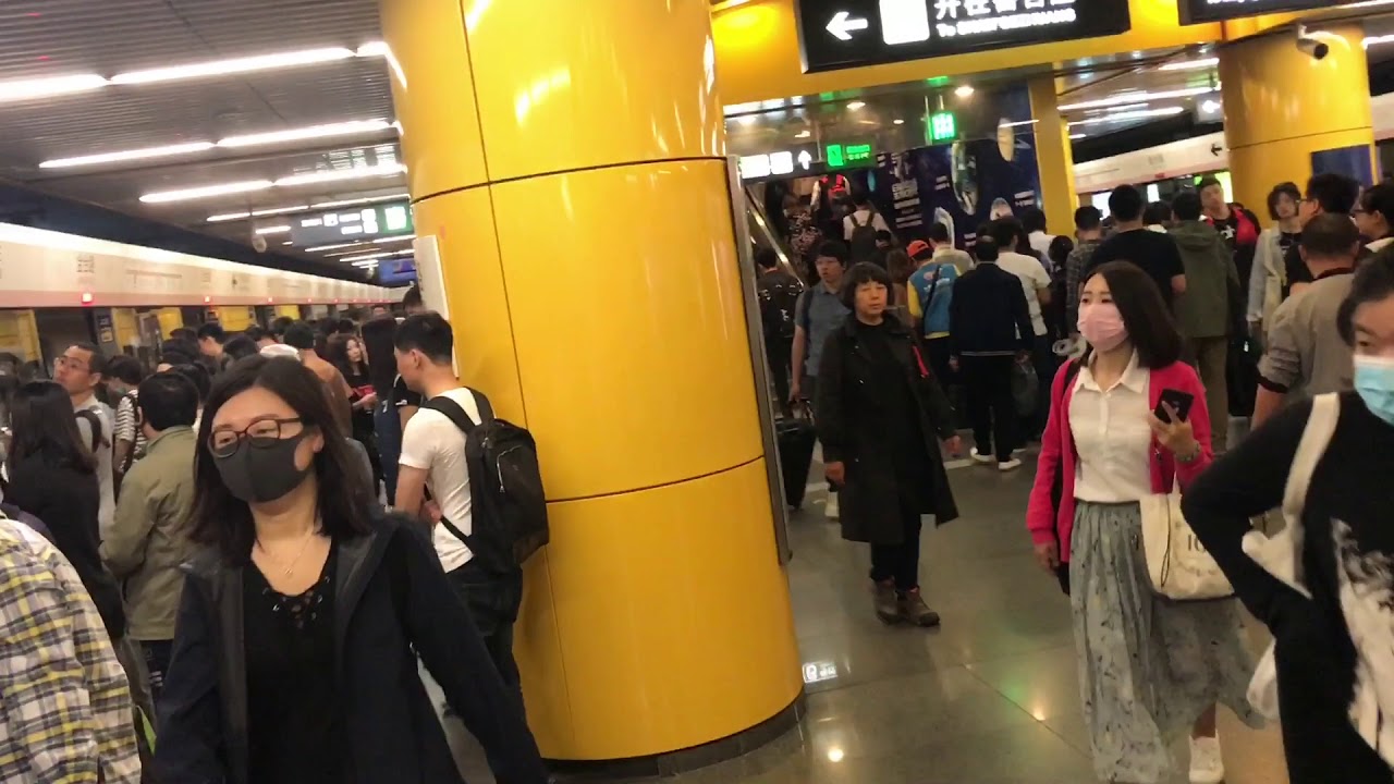 【FHD60】【朝の通勤ラッシュ北京地下鉄14号線金台路駅AM9:30】北京地铁14号线长时间早高峰金台路站运行状况AM9:30--beijing subway line 14 rush hour