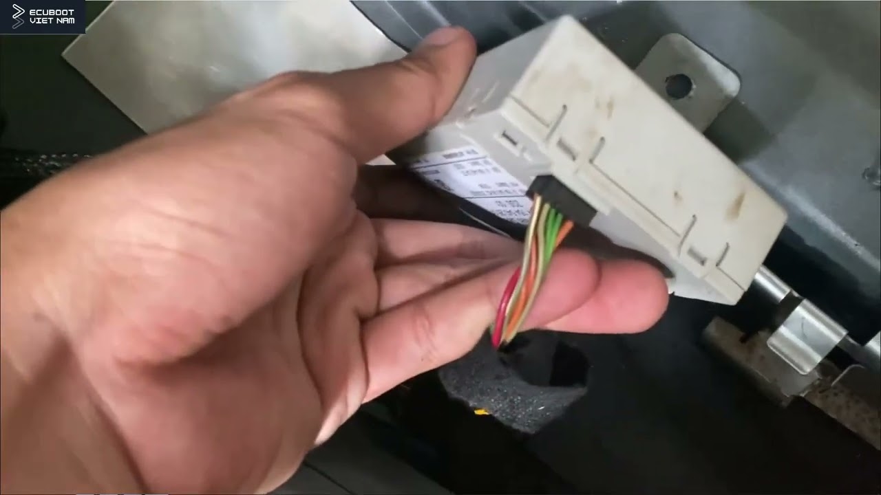 Mercedes R350 без переключения передач Диагностика и ремонт
