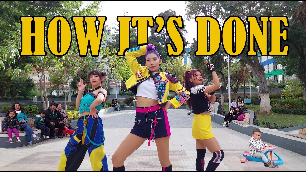 [KPop Demon Hunters In Public]  