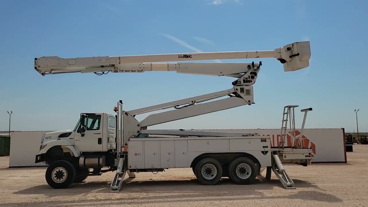 2009 ALTEC AM900-E100 For Sale