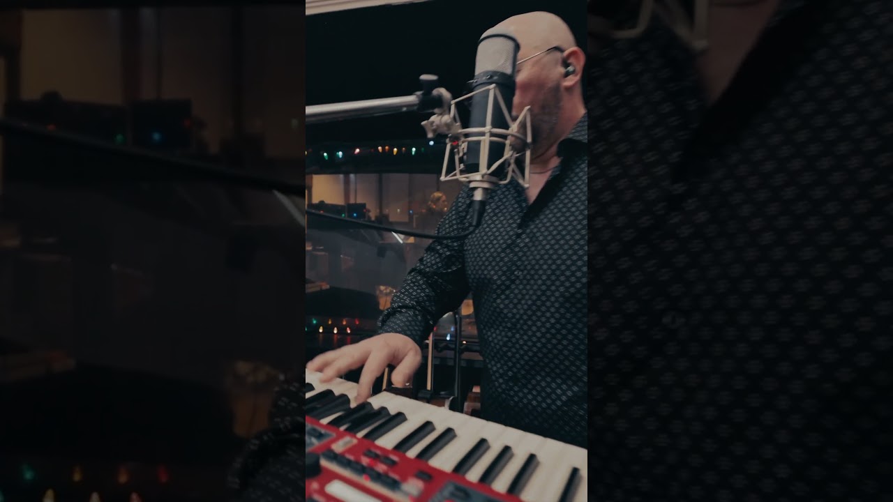use some #distortion on on your #clavinet sound patch, It will be more #badass #kiss #princecover
