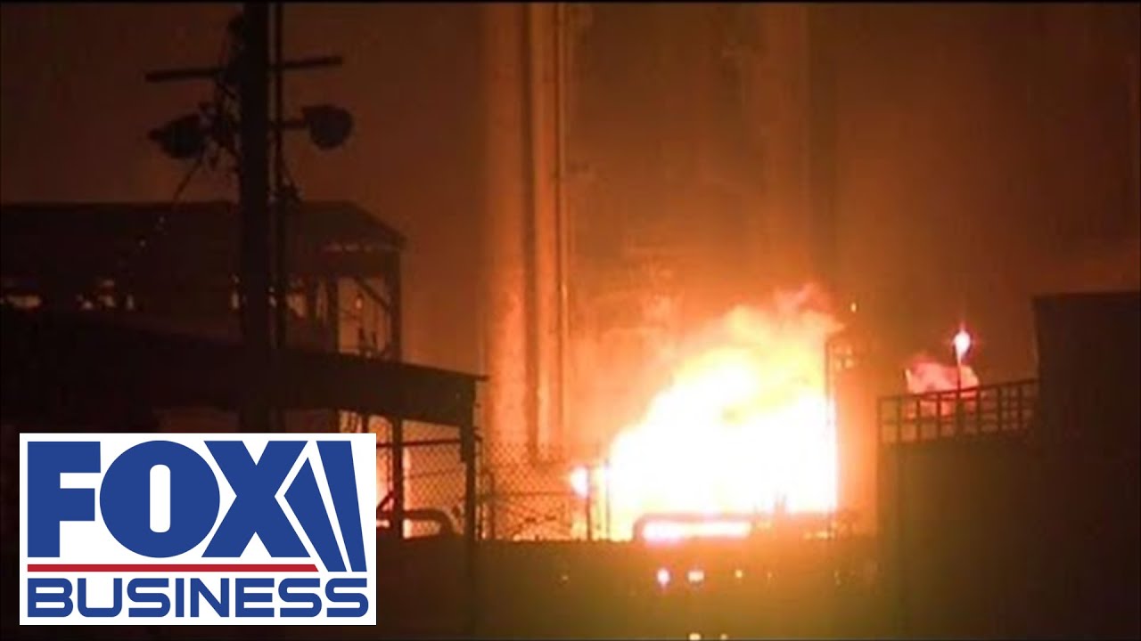 Chemical plant explosion rocks Texas homes