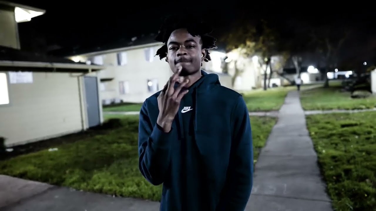 M.M. Kellybo - Been Thuggin prod. moneybagmont x coupe