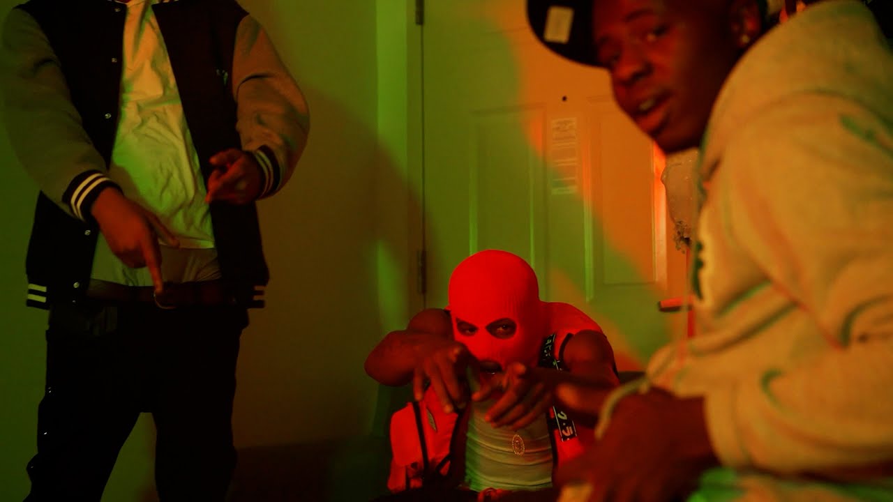 Creek Sosa -Pop My Shit- Music Video #Noshakefilms #Werkinlikeafoo