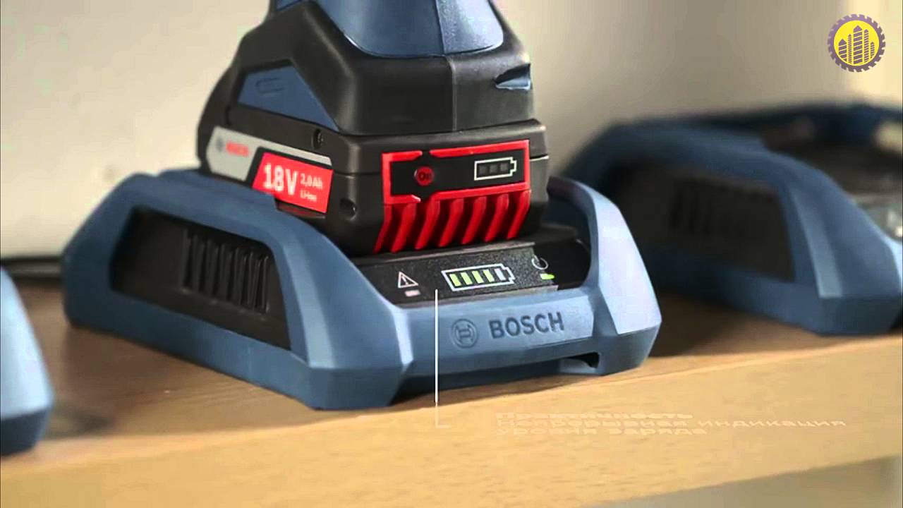 BOSCH GAL 1830 W-UNI  Беспроводное зарядное устройство