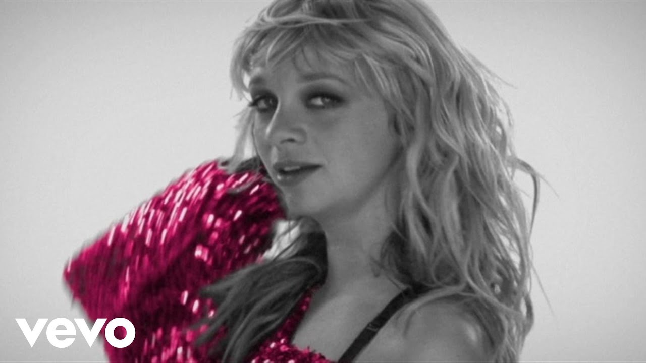 Krezip - Plug It In & Turn Me On (Videoclip)