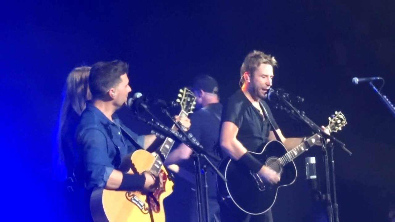 Nickelback - Rockstar (med ett fan på scenen) | Ericsson Globe, Stockholm
