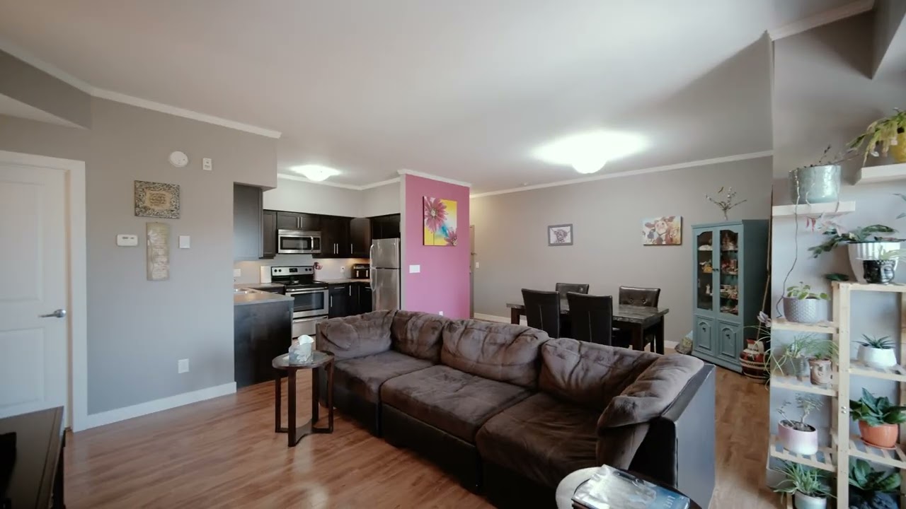 12-330 Main St. Selkirk MB