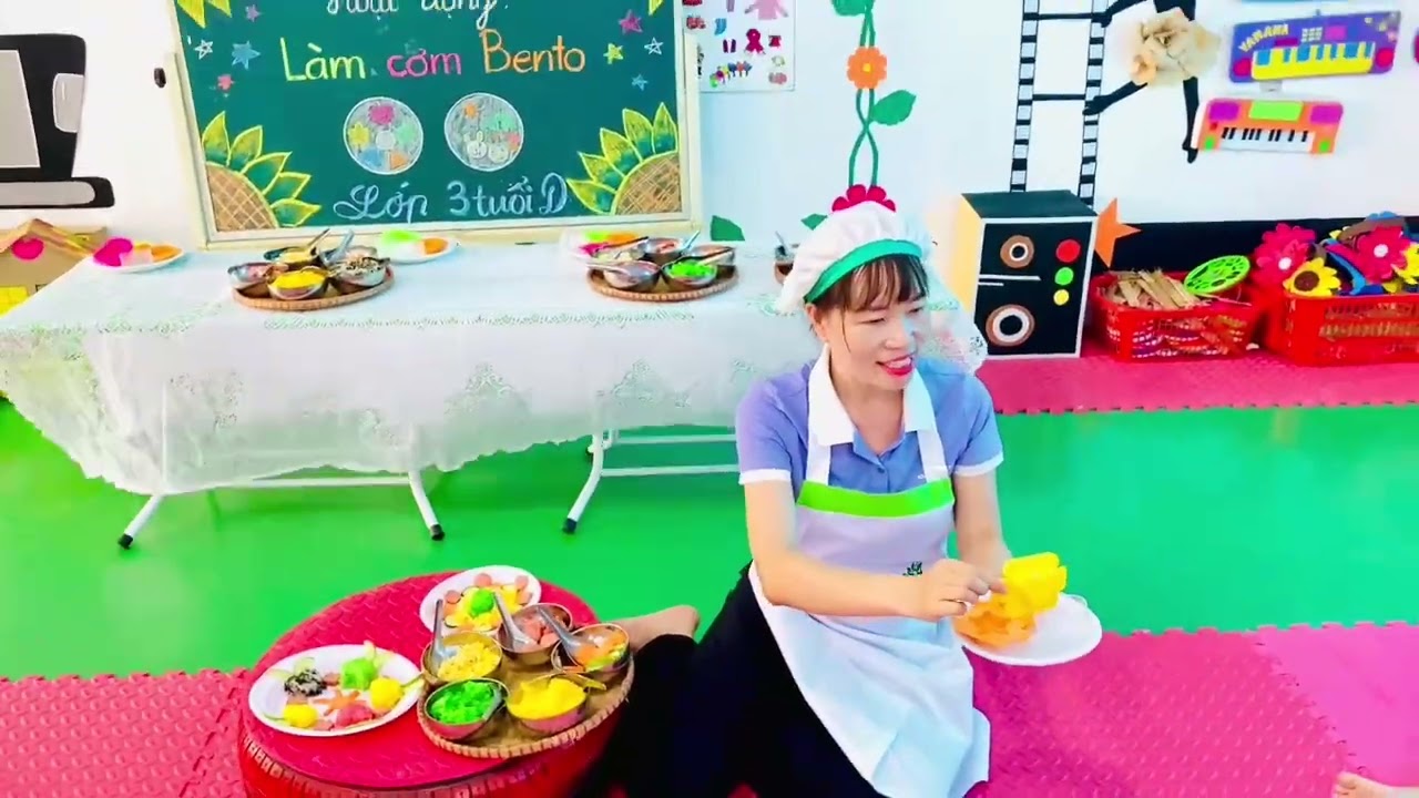Làm cơm bento 