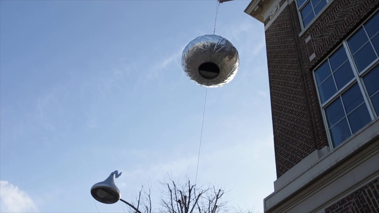 Hershey's Kiss tested for New Year's Eve 2018 celebration, welcoming in 2019