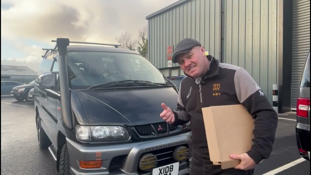 OUR MOST FAMOUS AMV L400 HANDOVER