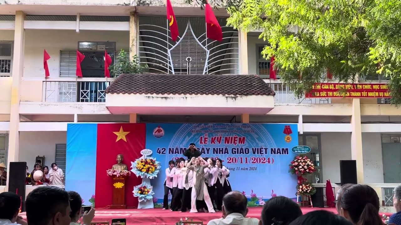 HOẠT CẢNH 