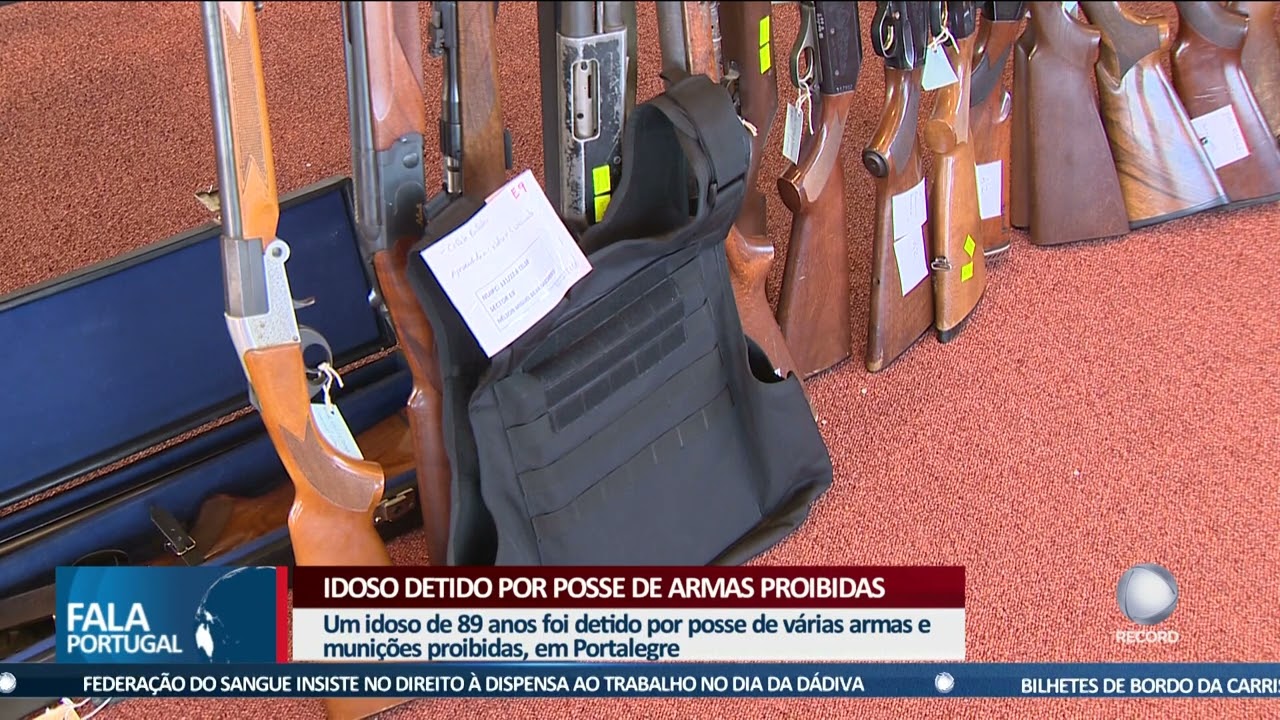Idoso detido por posse de armas proibidas