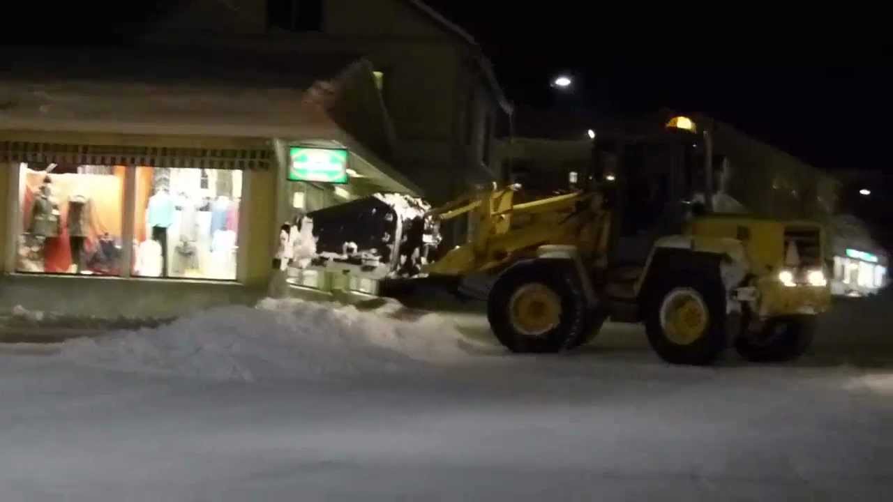 JCB 415  snowremoval  snöröjning med Multiskopa