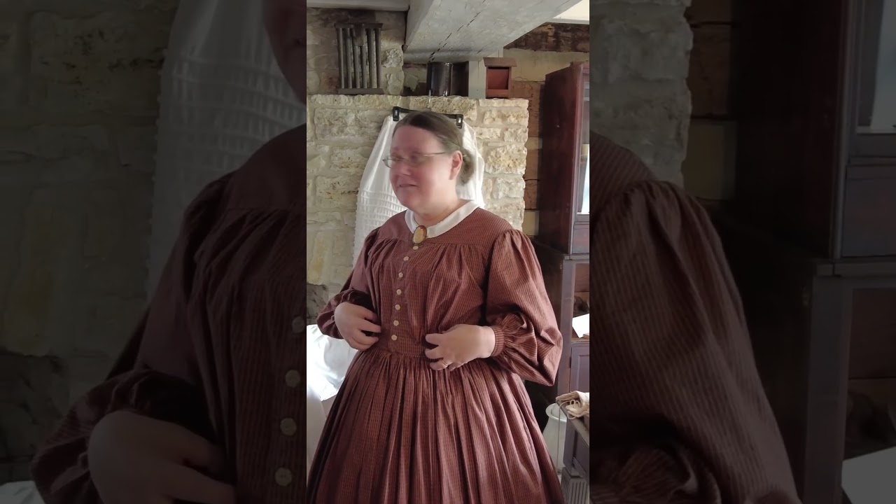 Как женщины пользовались туалетом в 1860-х годах? 🤯 Секреты моды времён Гражданской войны | #Шорты