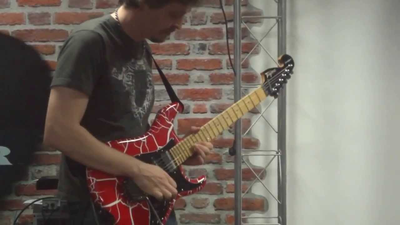 Juninho Afram Hands GTR FLORIPA