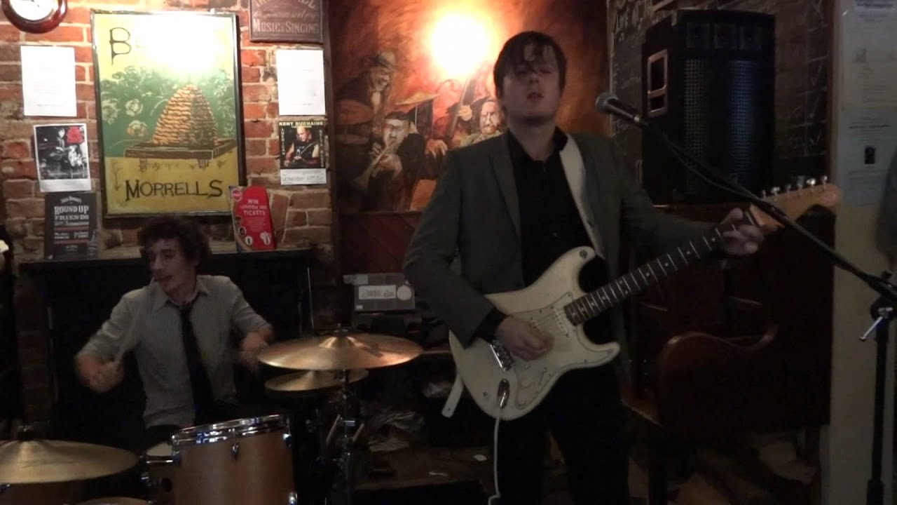 Cut through the Graveyard: Jon Amor Blues Group