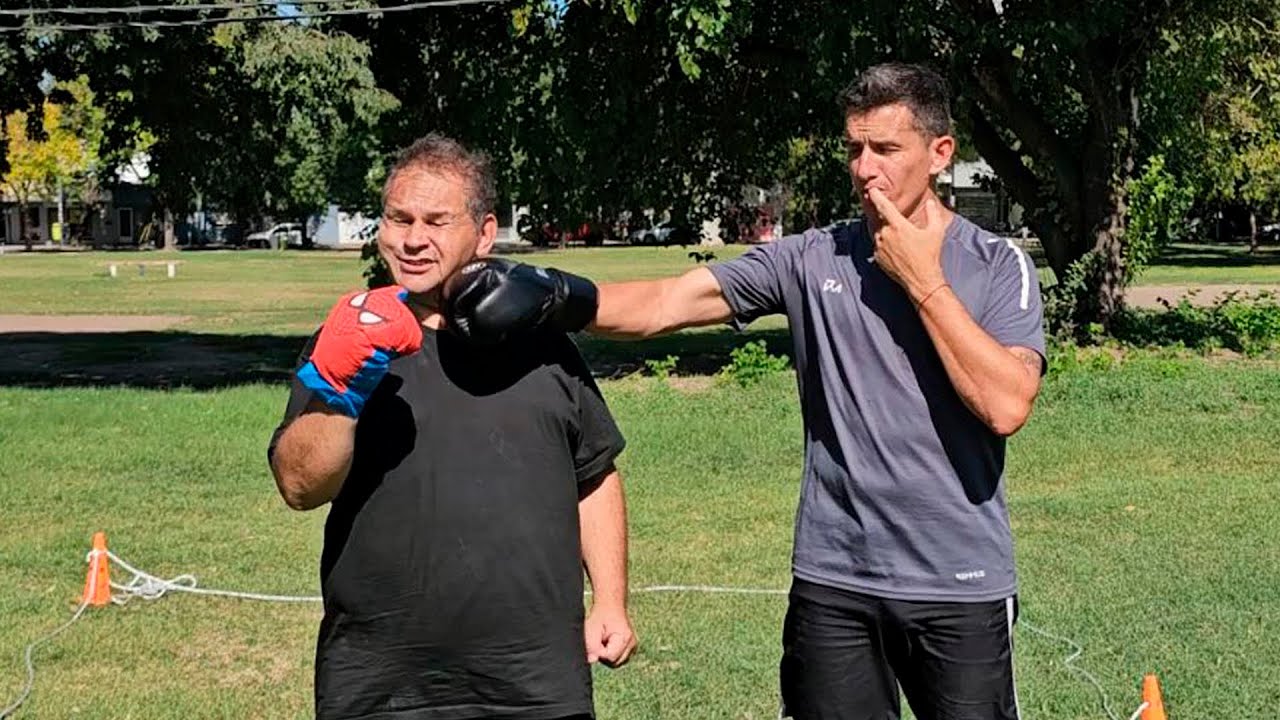 Pelea con una mano  El entrenamiento más loco que hice