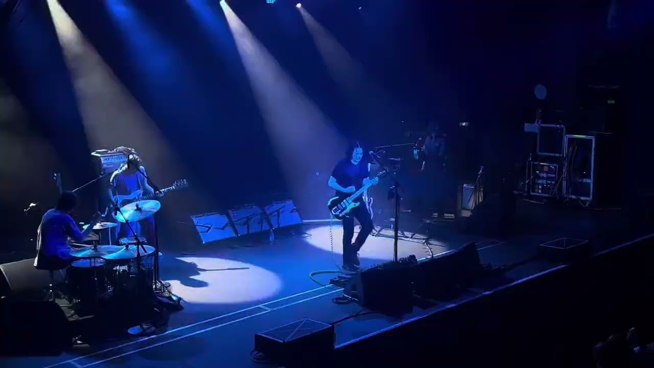 13 Jack White - Morning at Midnight                   Live @ The Fortitude Music Hall