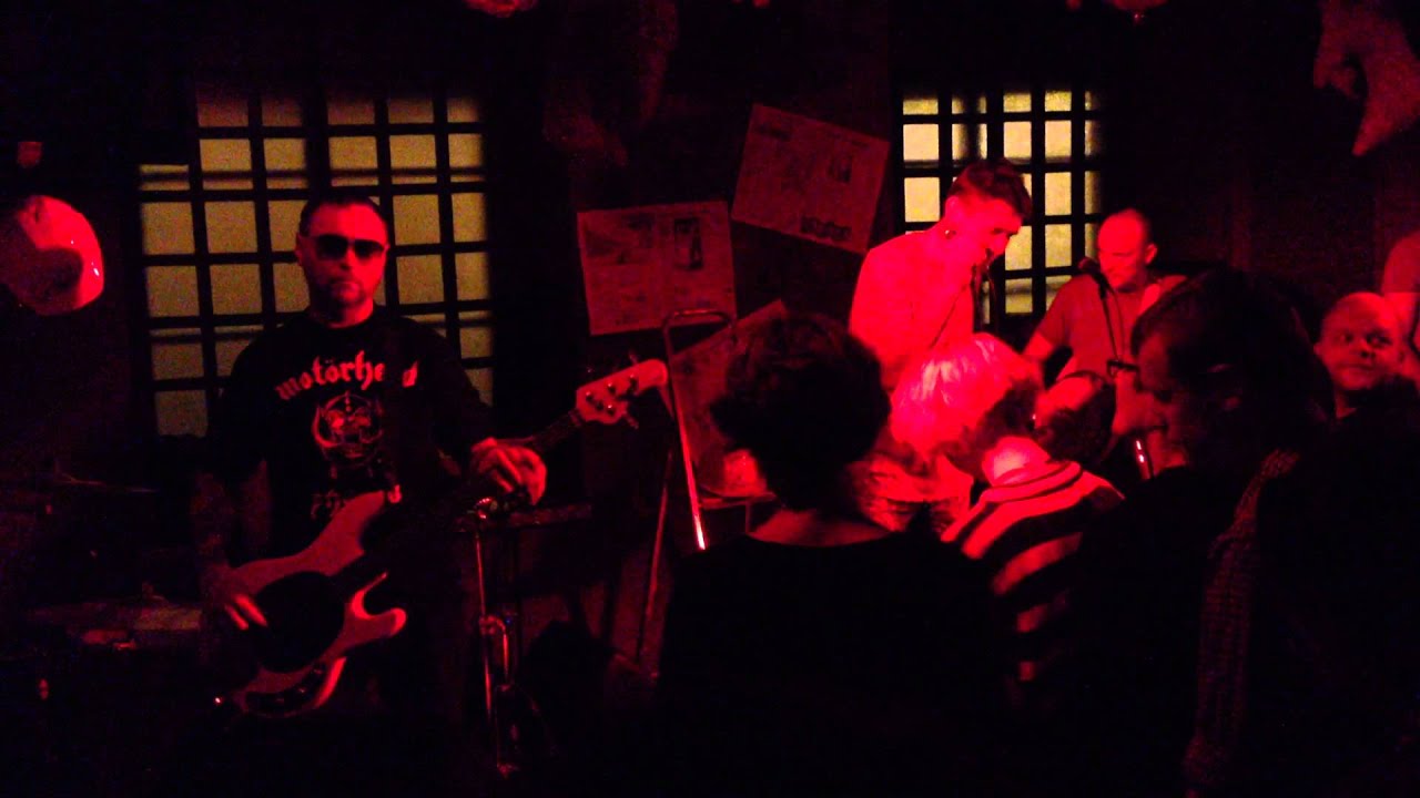 Armatura - Padaveja (live)