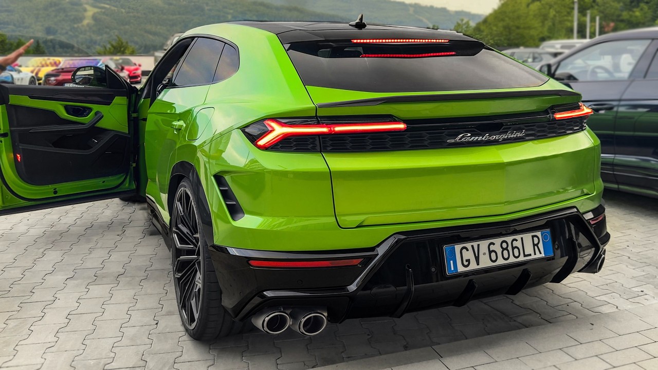NEW 2026 LAMBORGHINI URUS SE with Akrapovic - Sound, Interior & Exterior