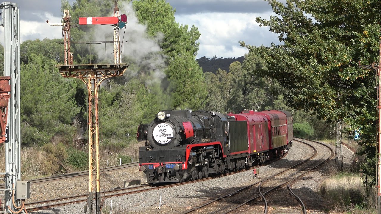 SHUNTING HERITAGE TRAINS from The Bendigo Mainline to The VGR at Castlemaine