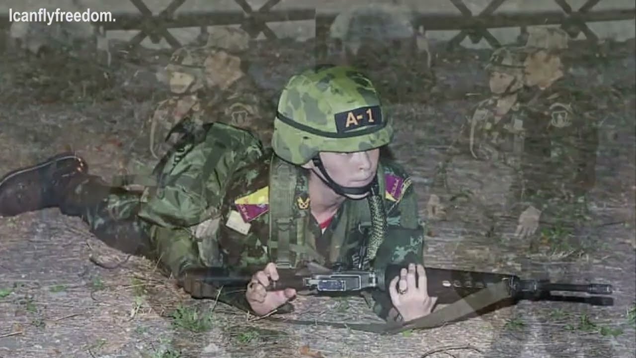 ย้อนฟังพระสุรเสียง -พระราชินีทรงจบหลักสูตรการฝึกยิงปืน กระโดดร่มลงทะเลในเวลากลางคืน #ราชินีในดวงใจ