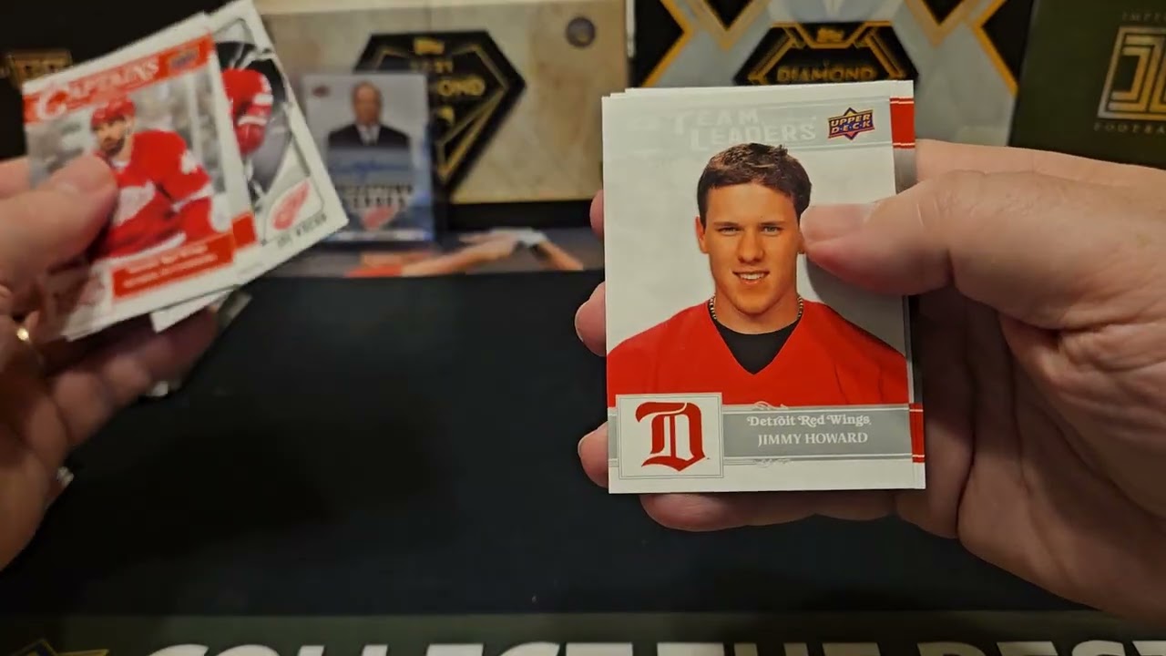 Открытие коллекционной жестяной коробки Upper Deck Detroit Red Wings Centennial Hobby Tin 2025-26...